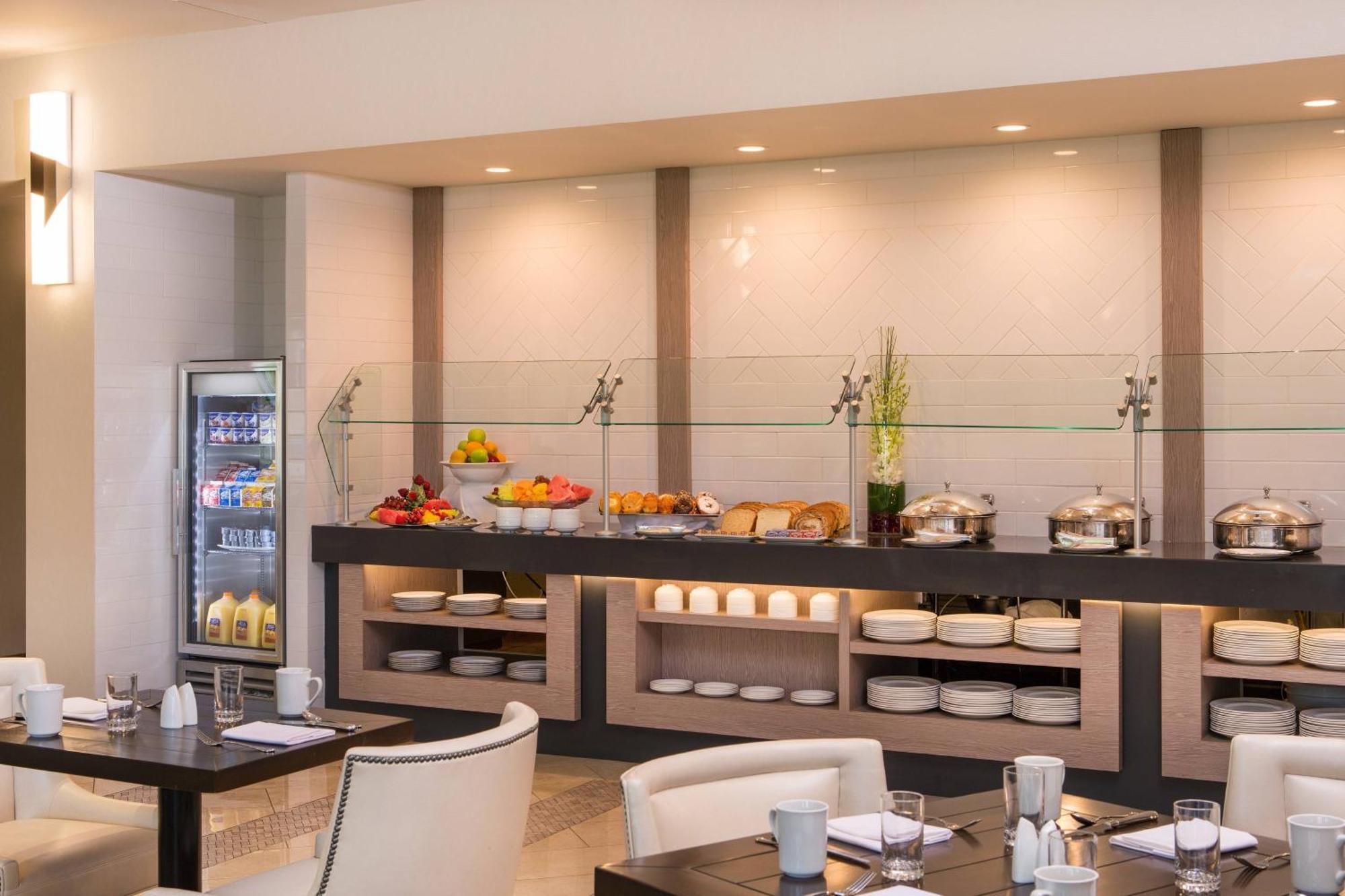 Sheraton Chicago Elk Grove