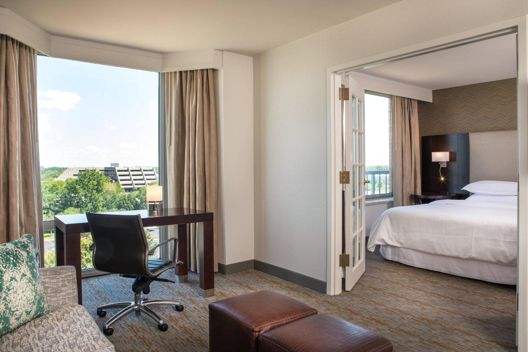 Hotel Sheraton Chicago Elk Grove