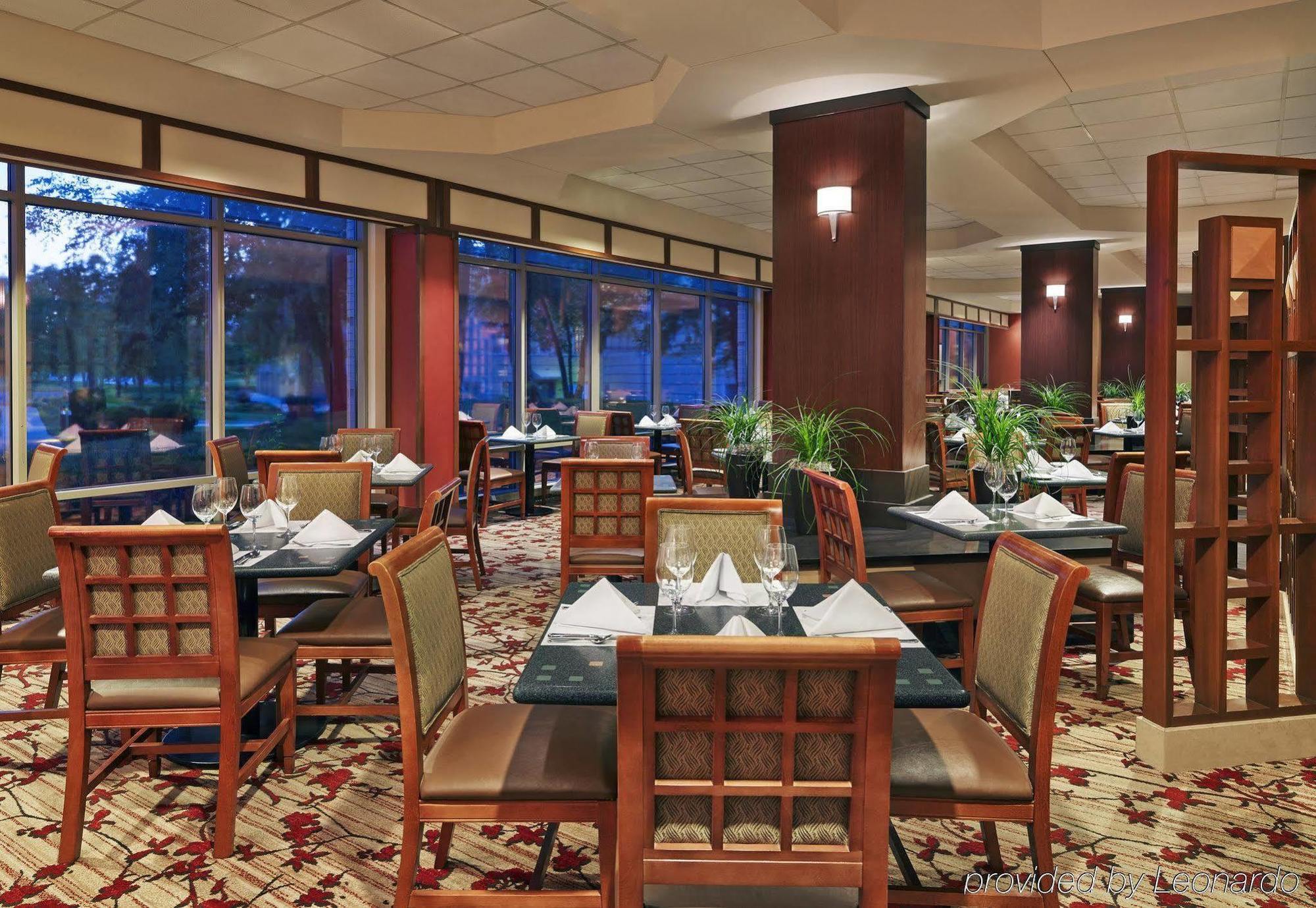 Sheraton Chicago Elk Grove