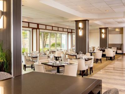Hotel Sheraton Chicago Elk Grove